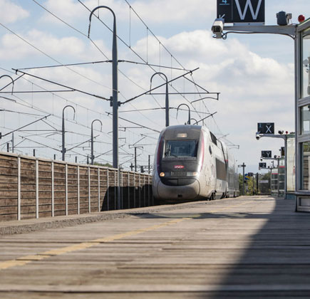 Desserte optimisée des sites  : TGV, autoroutes et aéroports