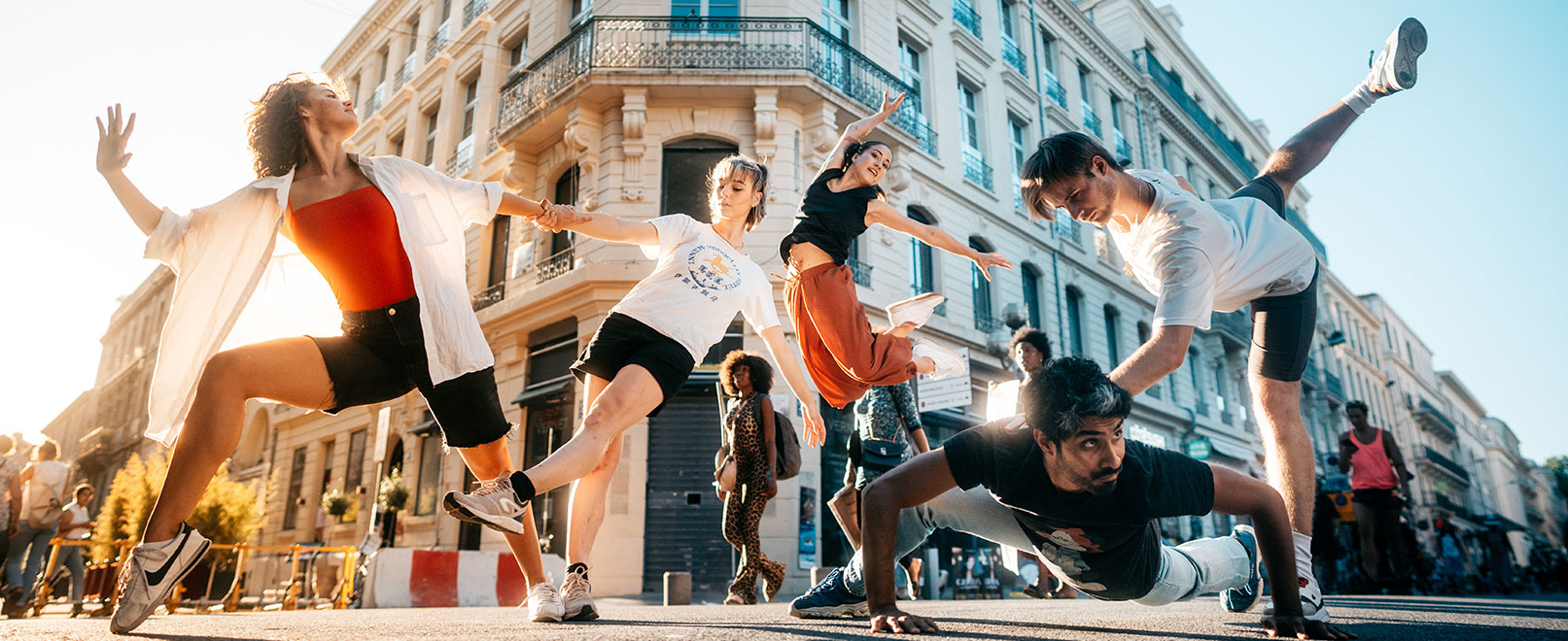 Danseurs au festival d’Avignon © O’Brien